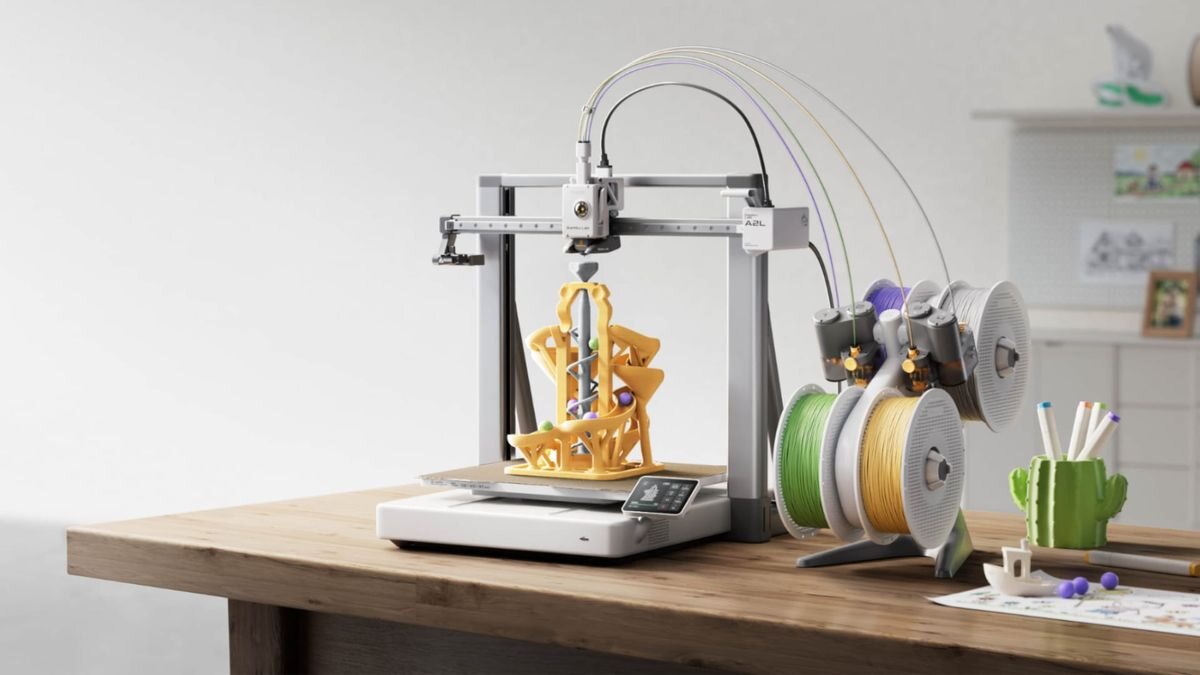Bambu Lab's A2L Brings 500 mm/s Multicolor Printing to a $489 Bed Slinger