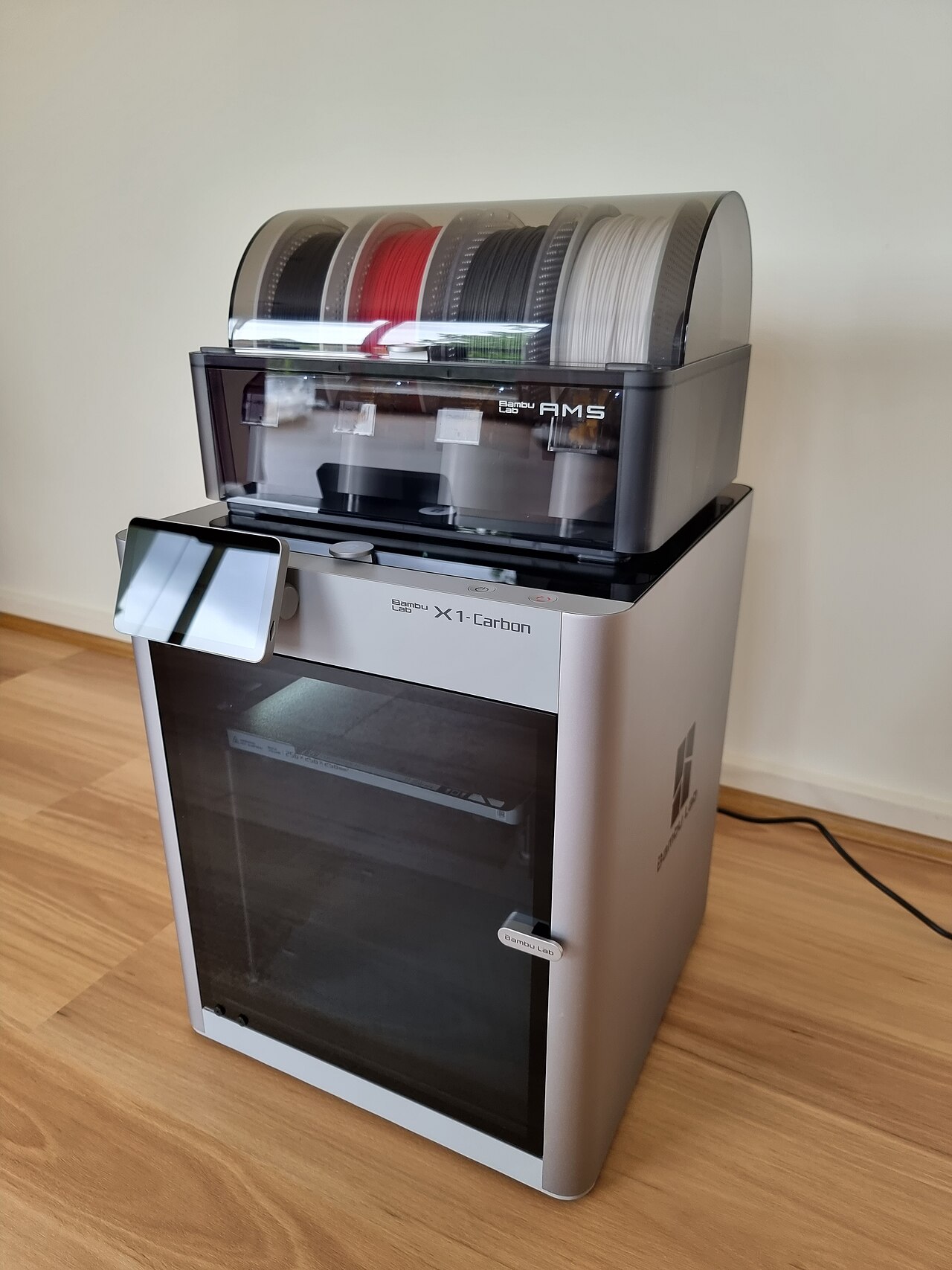Hands-On With the Bambu Lab X2D: Is the X1 Carbon Successor Worth $649?