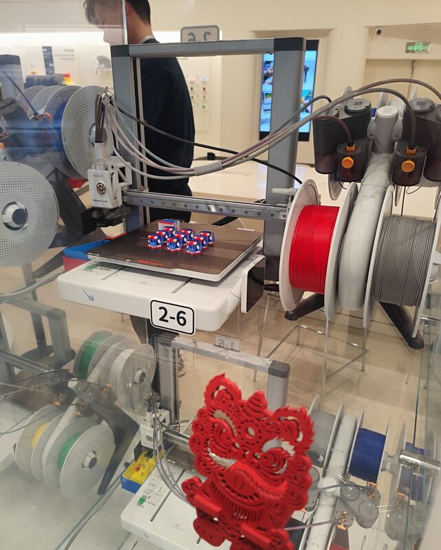 ElegooSlicer v1.5.3.4 Folds In OrcaSlicer 2.4.2 as Elegoo Tunes Multicolor Print-Time Estimates for the Centauri Carbon 2