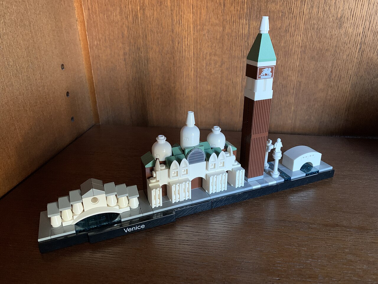 LEGO's Venetian Neighbourhood Set Ships a Playable 3D-Printed Street Piano