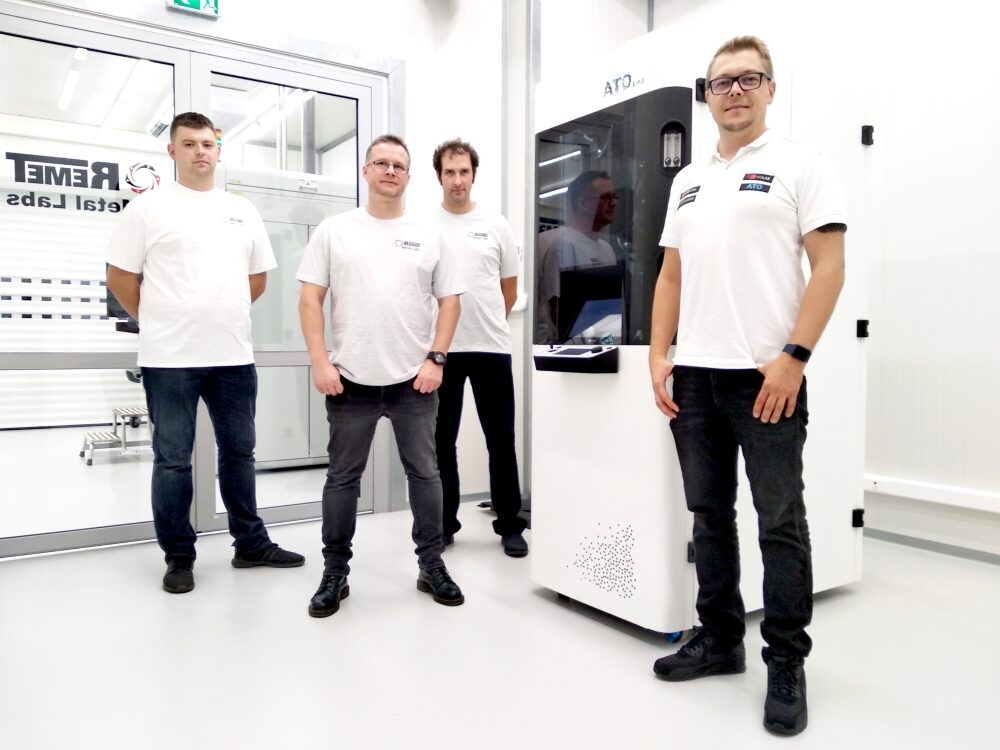 Two New Industrial 3D Printers Land: Mastrex's Metal MX300 and Sinterit's BIANCO2 SLS