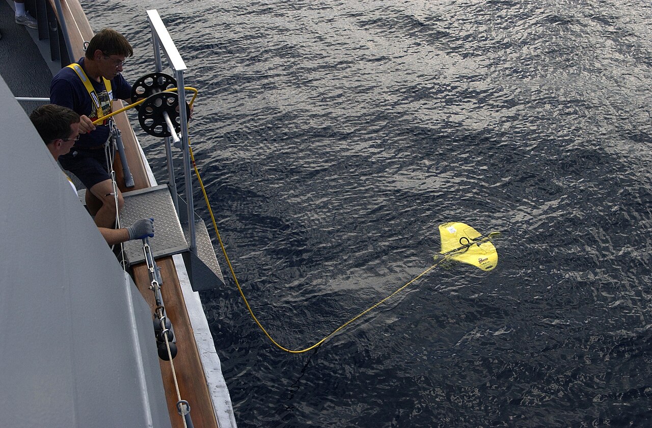 A Sub's Torpedo Tube Launched an ROV Through a $1,000 3D-Printed Housing