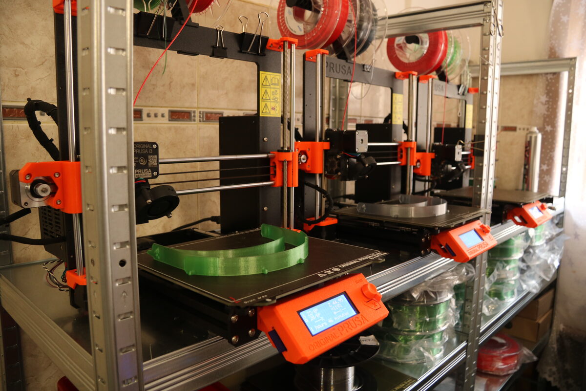How the 3D Printing Community Raced to Help Venezuela After Its Deadliest Earthquake Since 1900