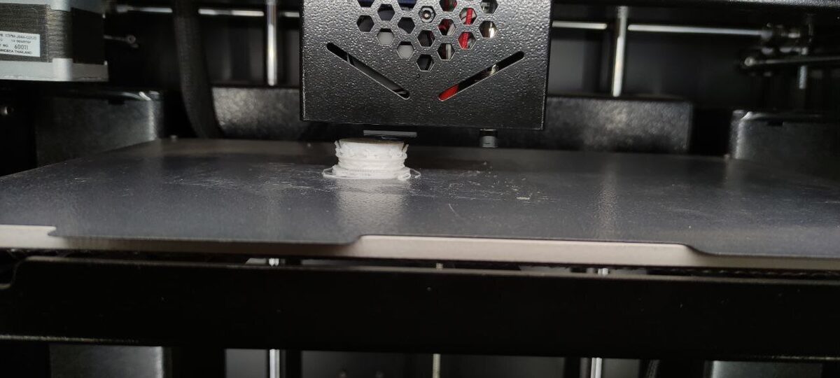Software Engineer 'Vibe Codes' a System That Lets Him Throw 3D Models From VR to His Printer